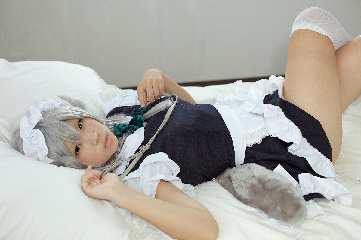 色んな髪色のコスプレイヤーさんのエロ画像！銀髪キャラが好きｗ